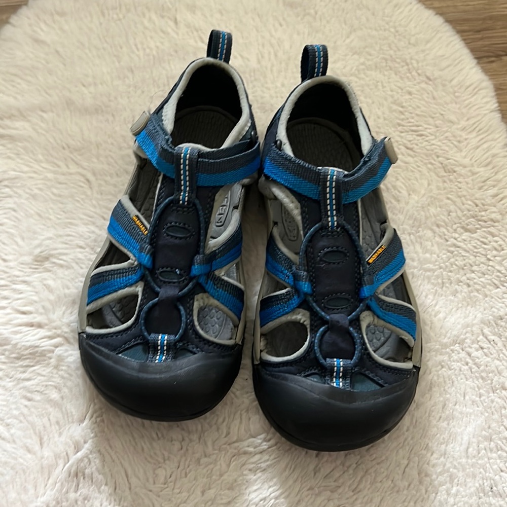 Boy’s Keen water shoes